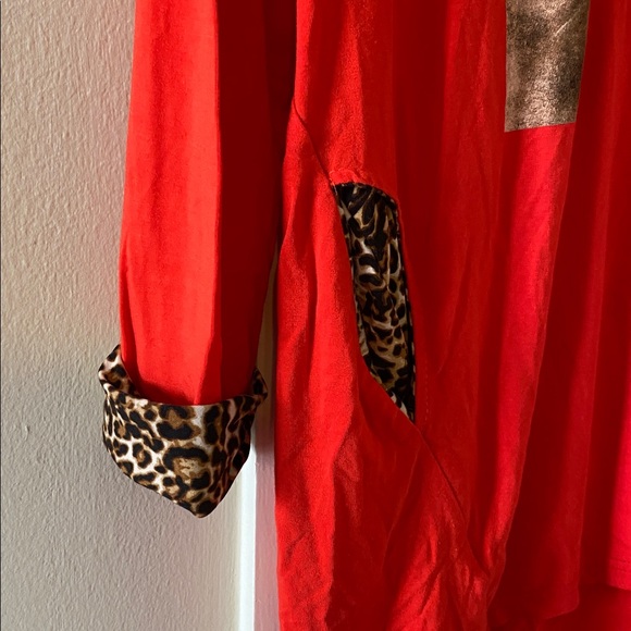 Boutique Cheetah Print Tunic - Picture 3 of 6